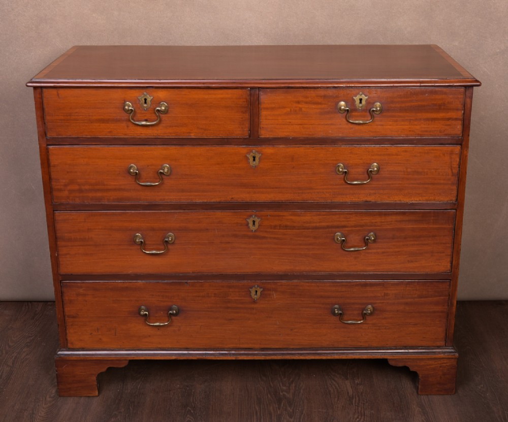 Neat Georgian Mahogany chest of drawers
