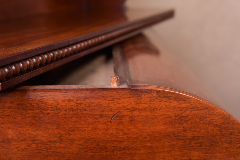 Fantastic Quality Victorian Mahogany cylinder desk  View XVI