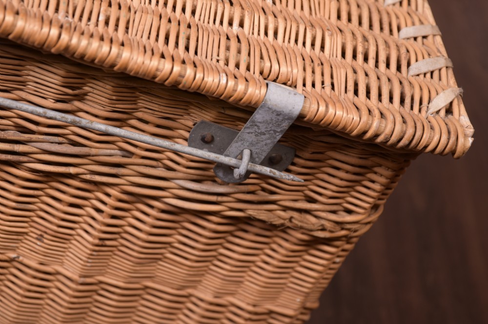 19th Century country house laundry basket  View VI