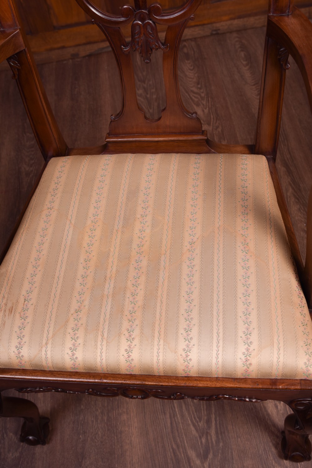 Chippendale Style Mahogany arm chair  View VII
