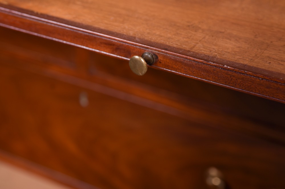Handsome Georgian Mahogany Chest of Drawers  View VII