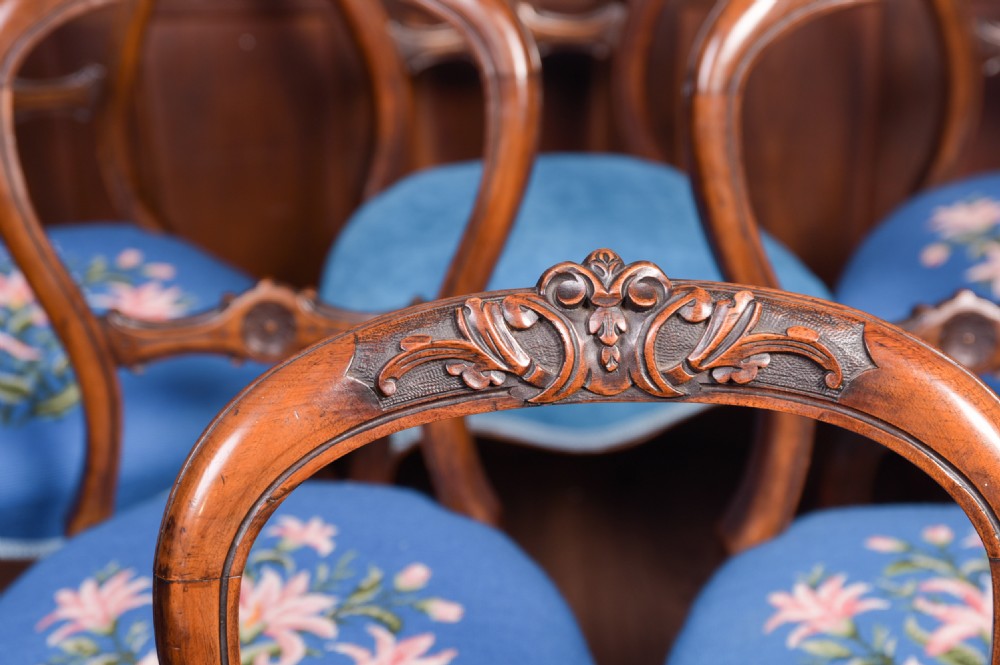 Fantastic set of 6 Victorian Walnut Balloon back dining chairs  View II