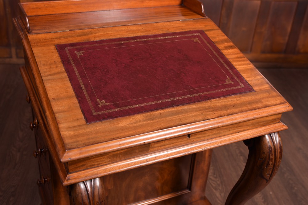 Handsome Victorian Mahogany Davenport writing desk  View VIII