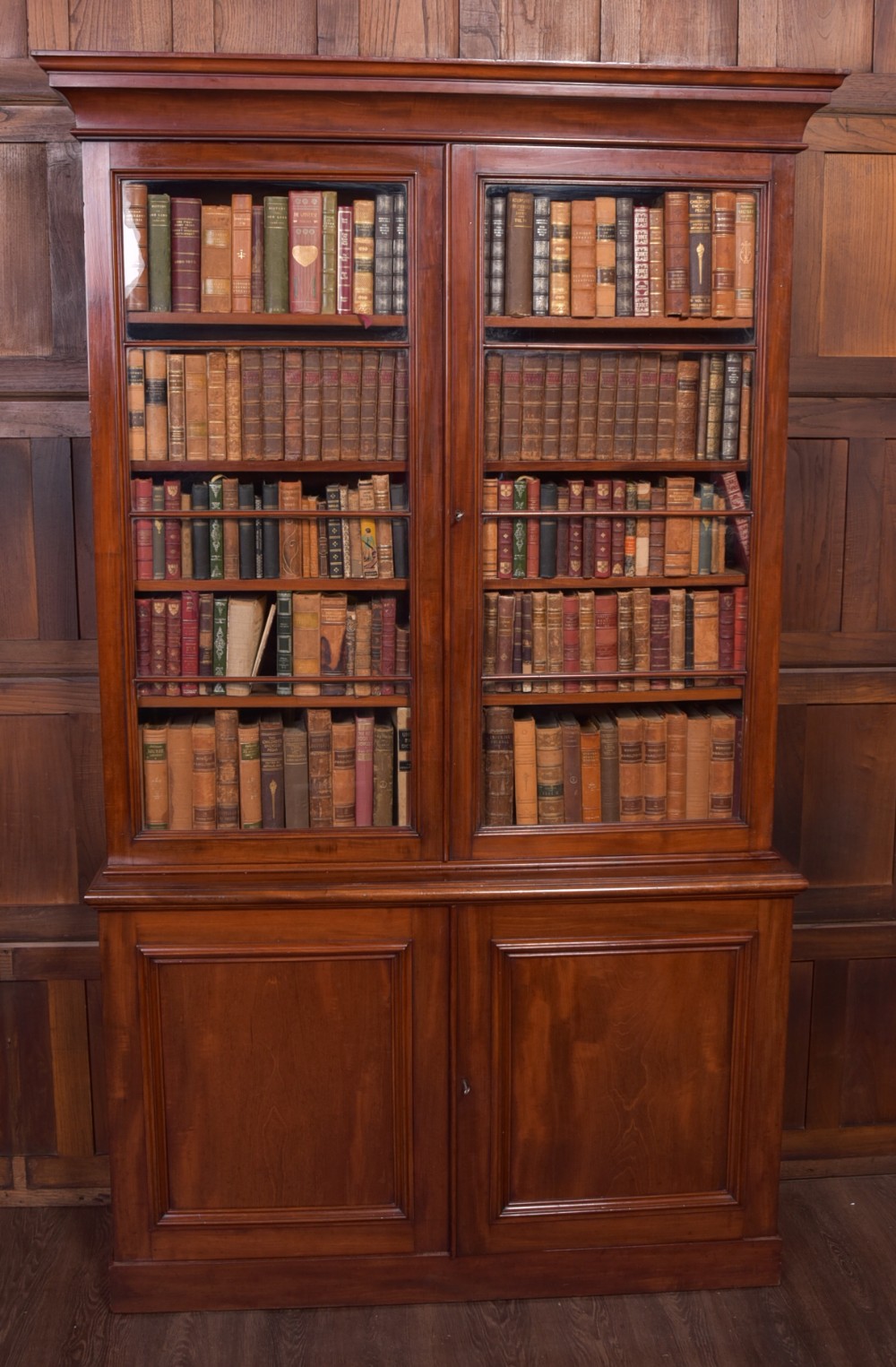 Quality 19th Century Mahogany Cabinet Bookcase 