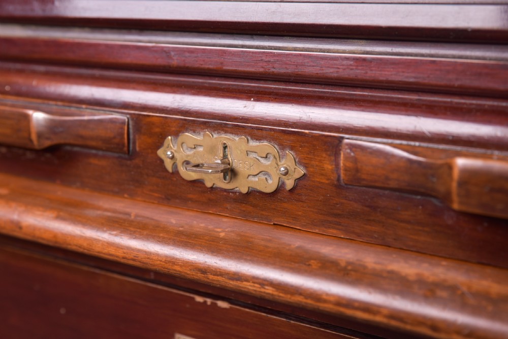 Fabulous red Walnut S type roll top desk  View IV