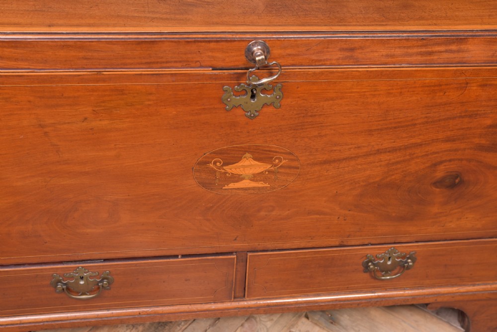 Fantastic Georgian inlaid Mahogany Mule storage chest  View X