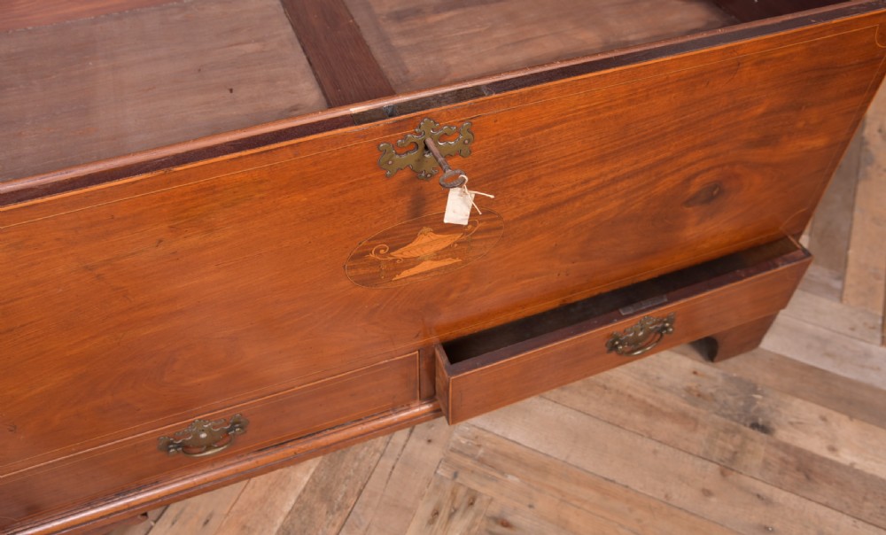 Fantastic Georgian inlaid Mahogany Mule storage chest  View XIII