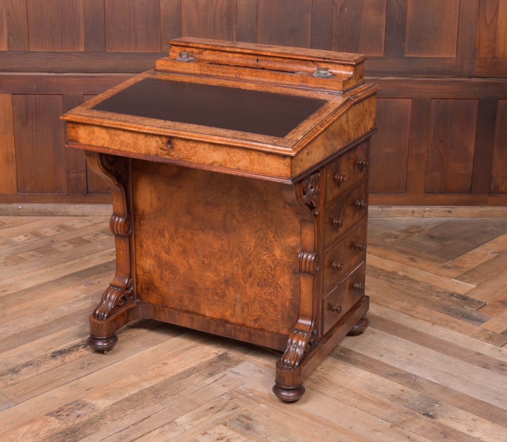 Fantastic Victorian Burr Walnut Davenport