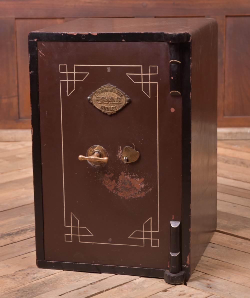 Neat Edwardian steel safe