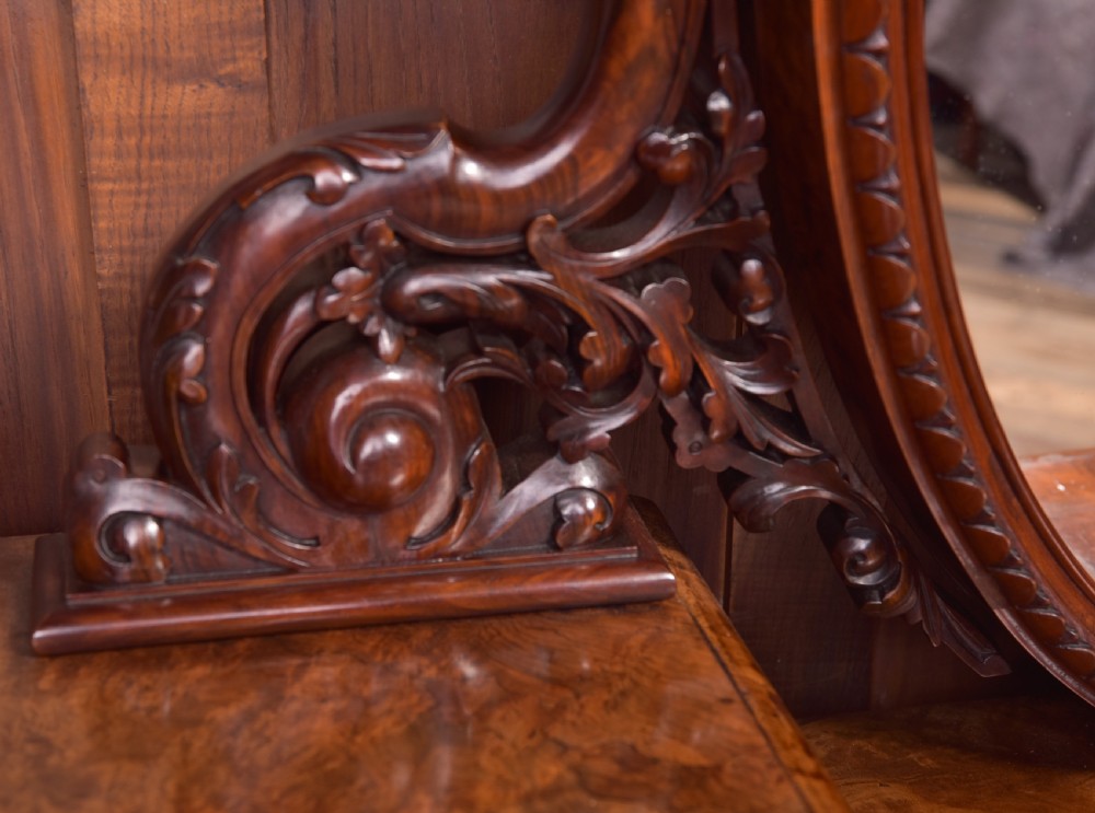 Stunning Quality Victorian Burr Walnut dressing table  View IV