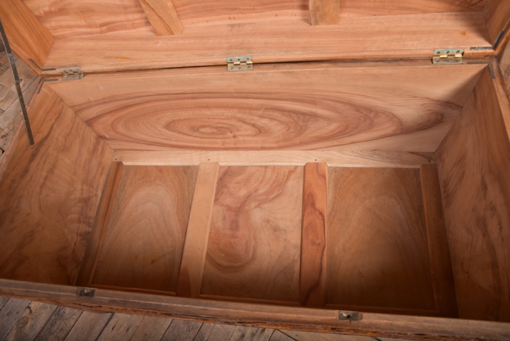 Superb Carved Chinese Camphor wood Blanket box View VII