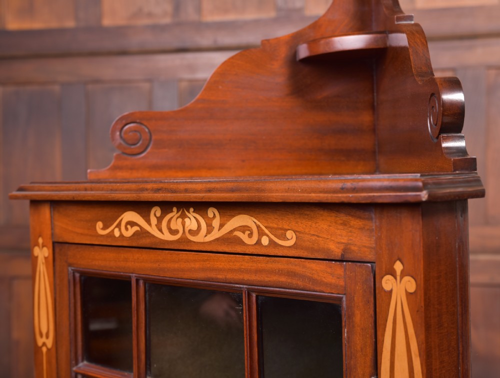 Edwardian inlaid Mahogany corner display cabinet  View III