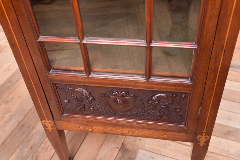 Edwardian inlaid Mahogany corner display cabinet  View XII