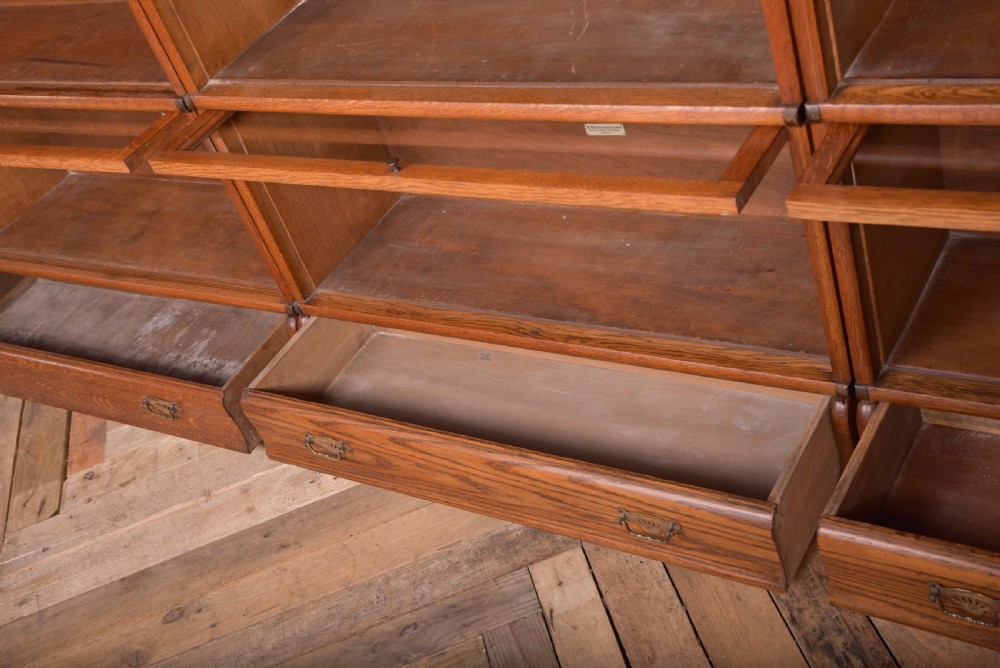Set of 3 Oak Globe Wernicke sectional bookcases  View XVI