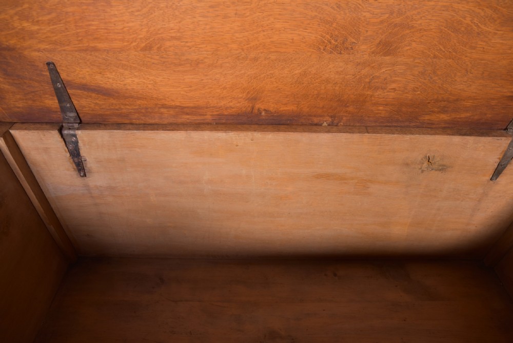 19th Century Carved oak sideboard View IX