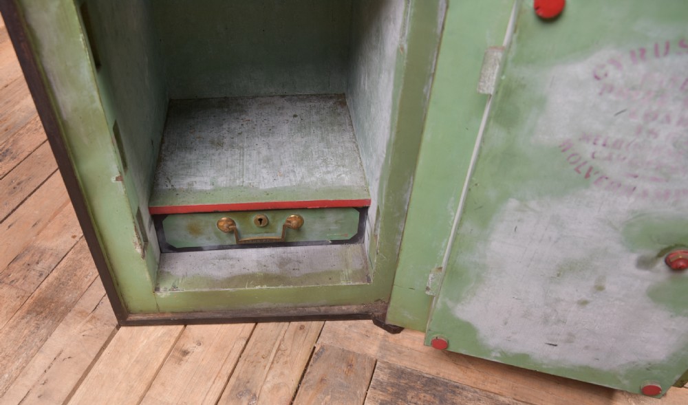 Neat Edwardian steel safe  View XII