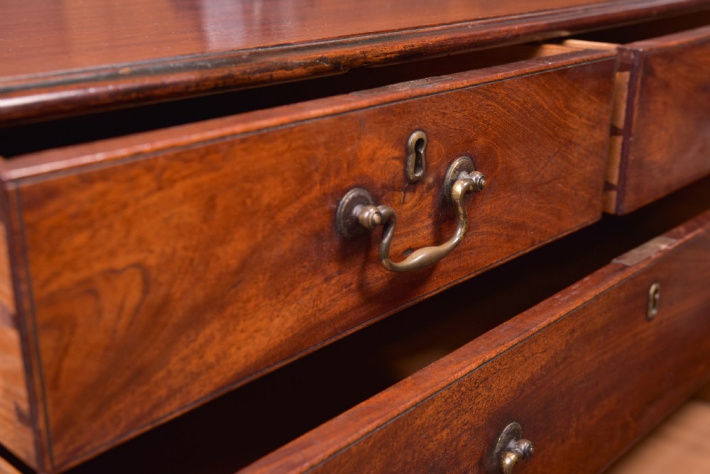 Georgian Mahogany Chest of Drawers  View VIII