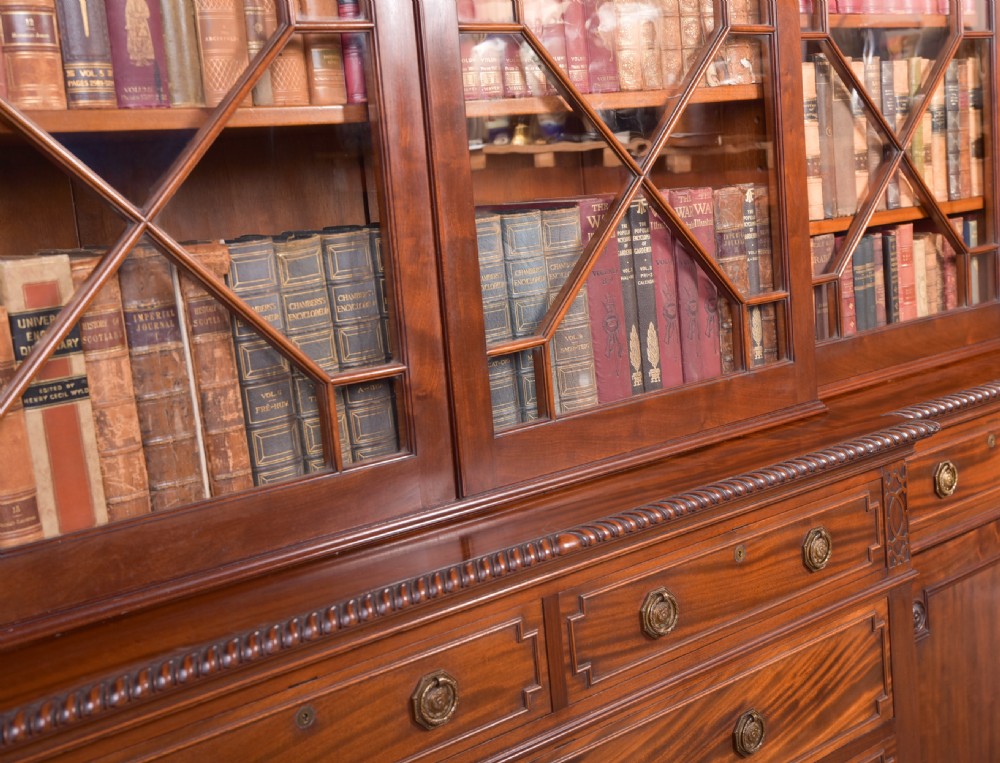 Outstanding Quality 19th Century Mahogany  Break fronted bookcase  View VII