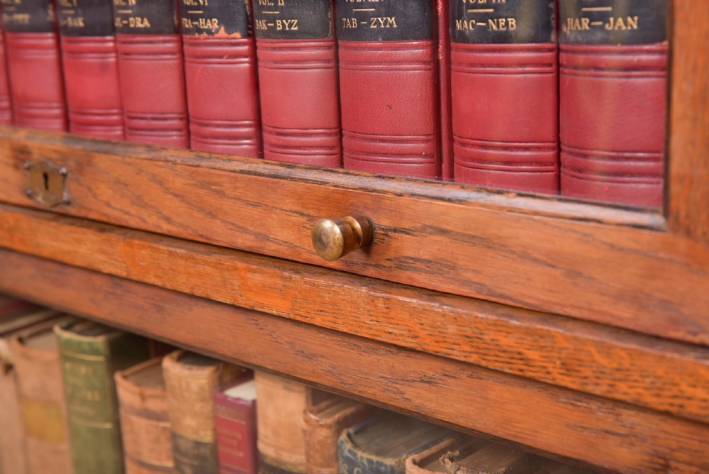 Edwardian Barrister Oak Lebus Sectional bookcase  View XXII