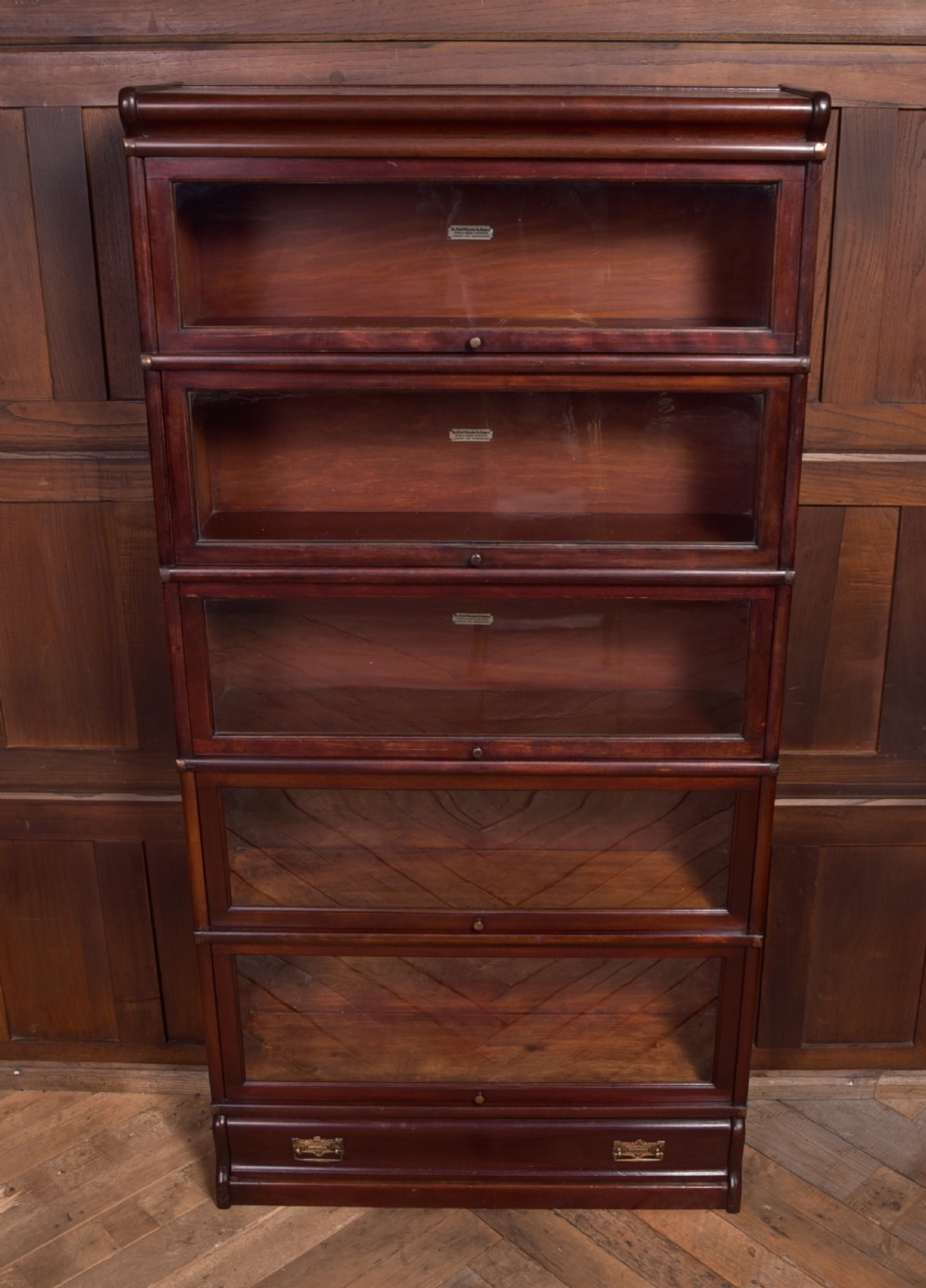 Edwardian Mahogany Globe Wernicke 5 section bookcase View II