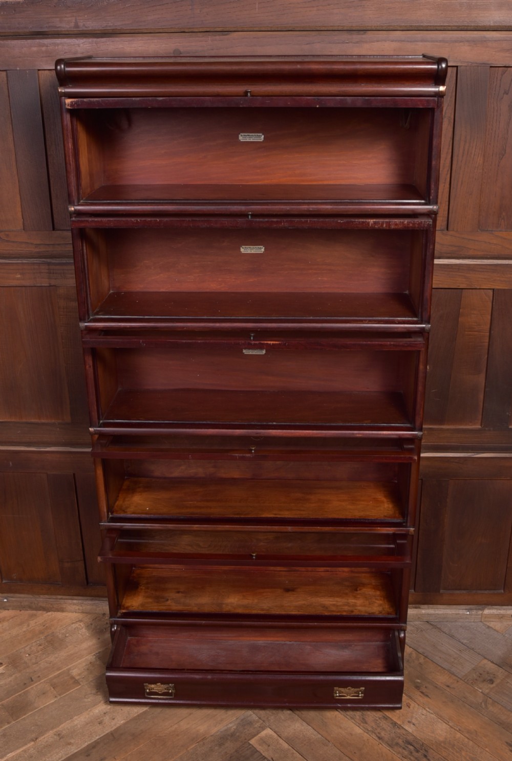 Edwardian Mahogany Globe Wernicke 5 section bookcase View VII