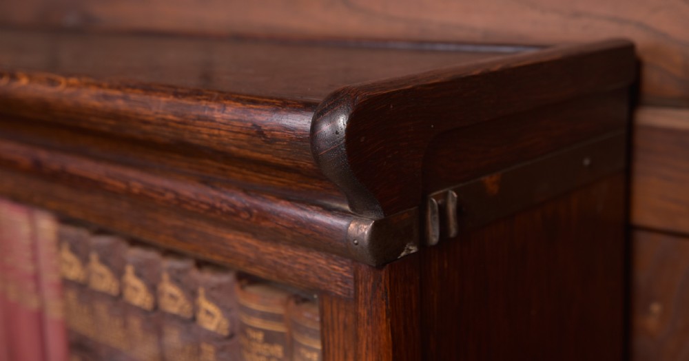 Edwardian Oak Globe Wernicke 3 sectional bookcase View V