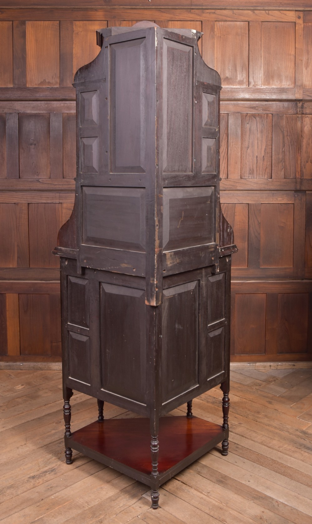 Edwardian Mahogany corner cabinet View XVII