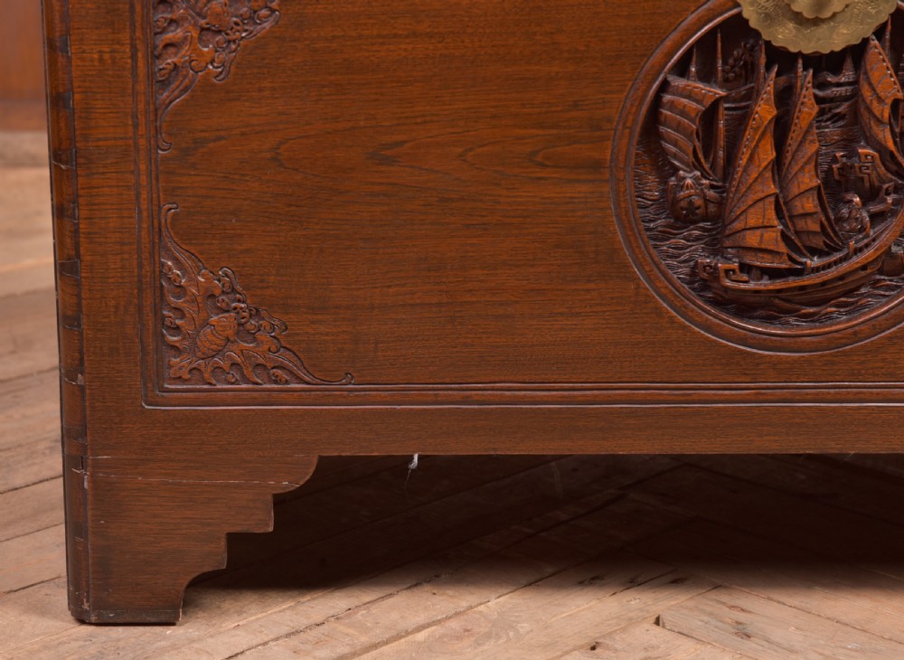 19th Century Chinese Camphor wood storage box View XVI