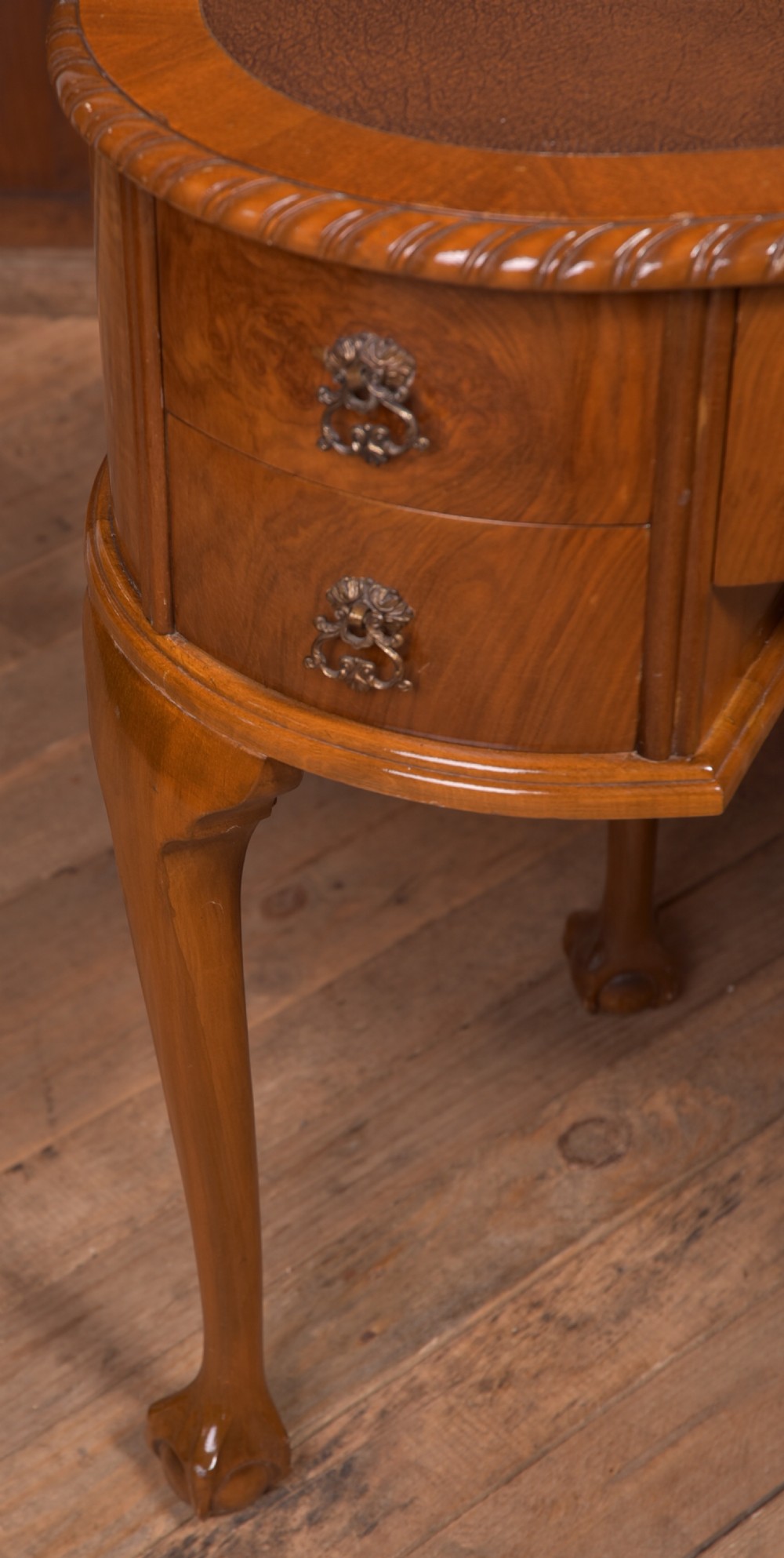 Edwardian walnut kidney shaped desk View IV