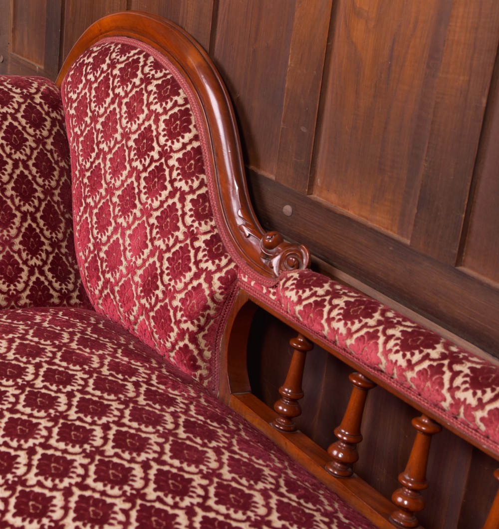 Victorian Mahogany Chaise Longue View IV