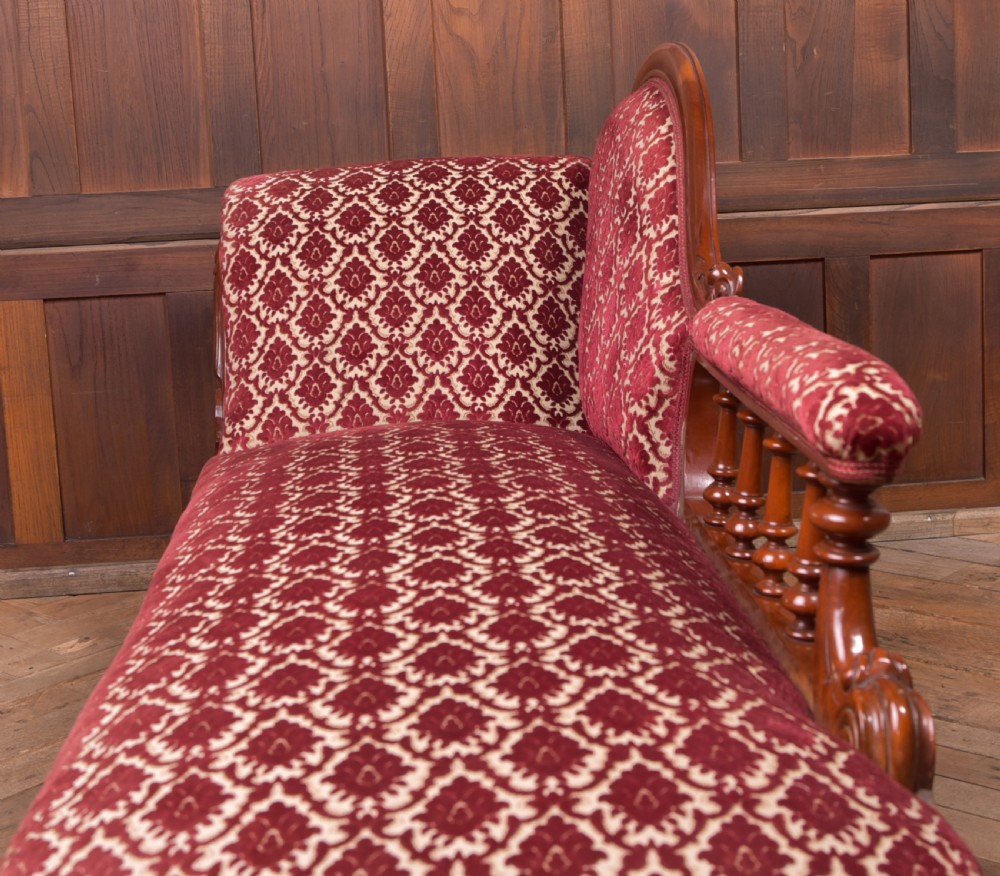 Victorian Mahogany Chaise Longue View XIII