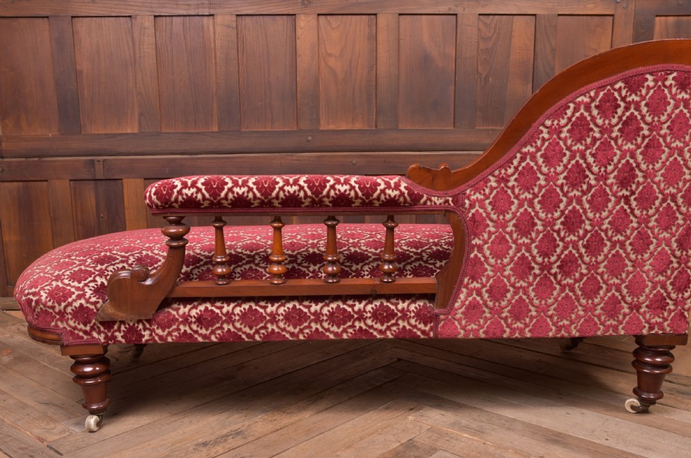 Victorian Mahogany Chaise Longue View XIV