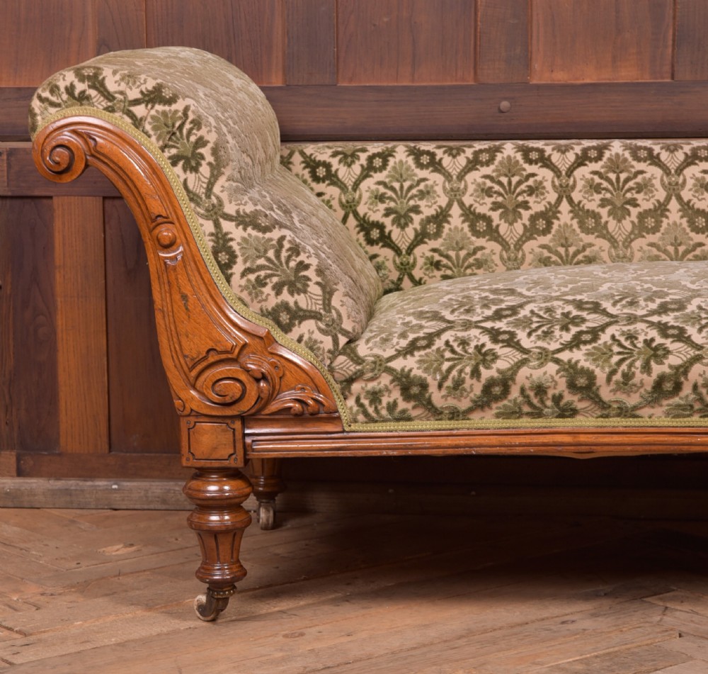 Victorian Walnut Chaise Longue View XII