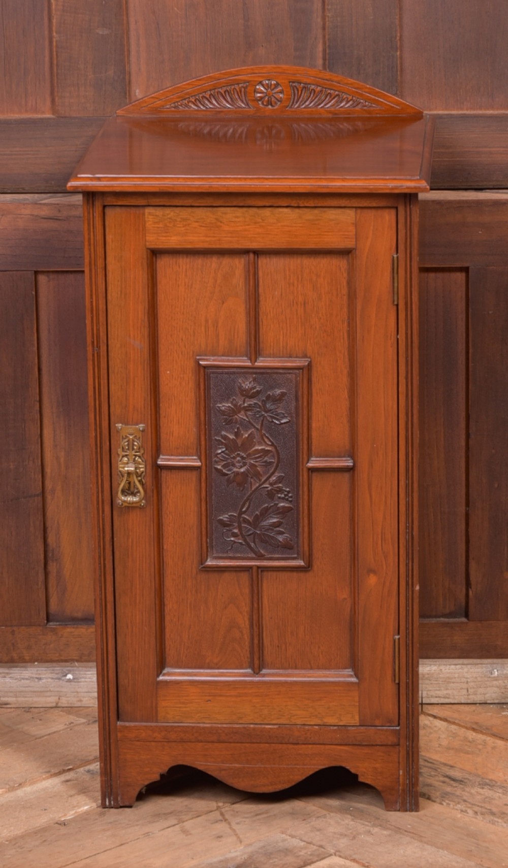 Edwardian Walnut bedside cabinet View VI