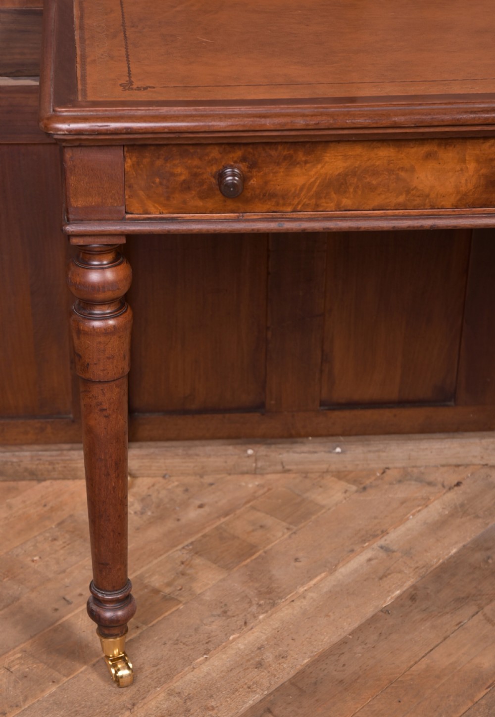 Victorian writing desk View IX