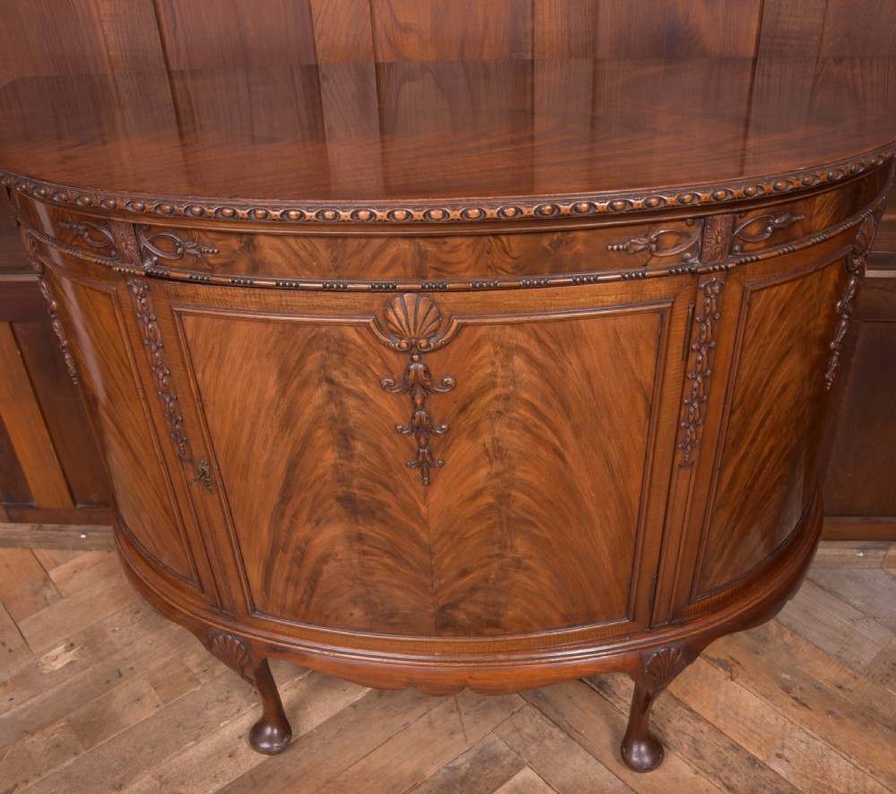 Edwardian Mahogany bow front drinks cabinet View III