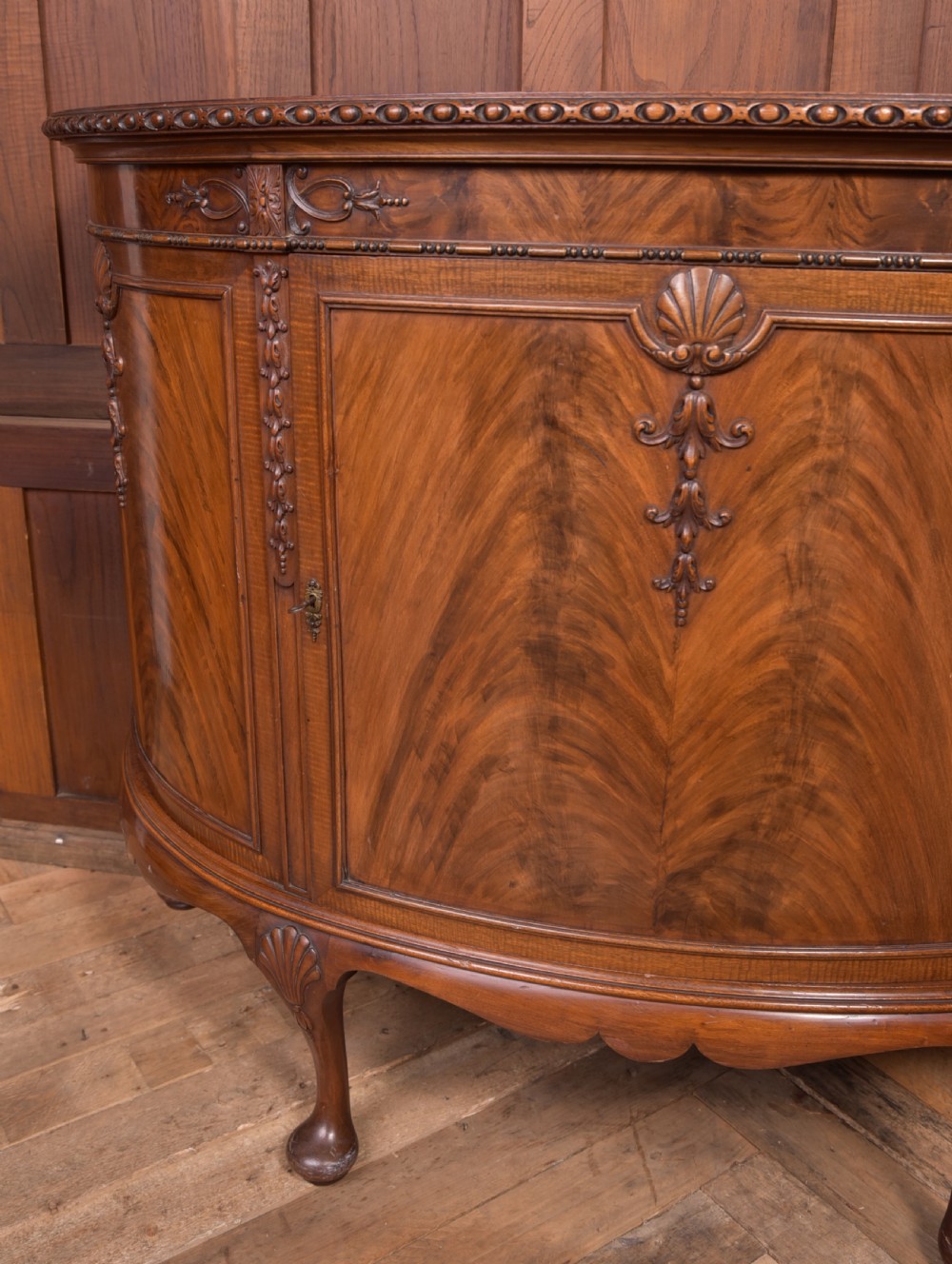 Edwardian Mahogany bow front drinks cabinet View V