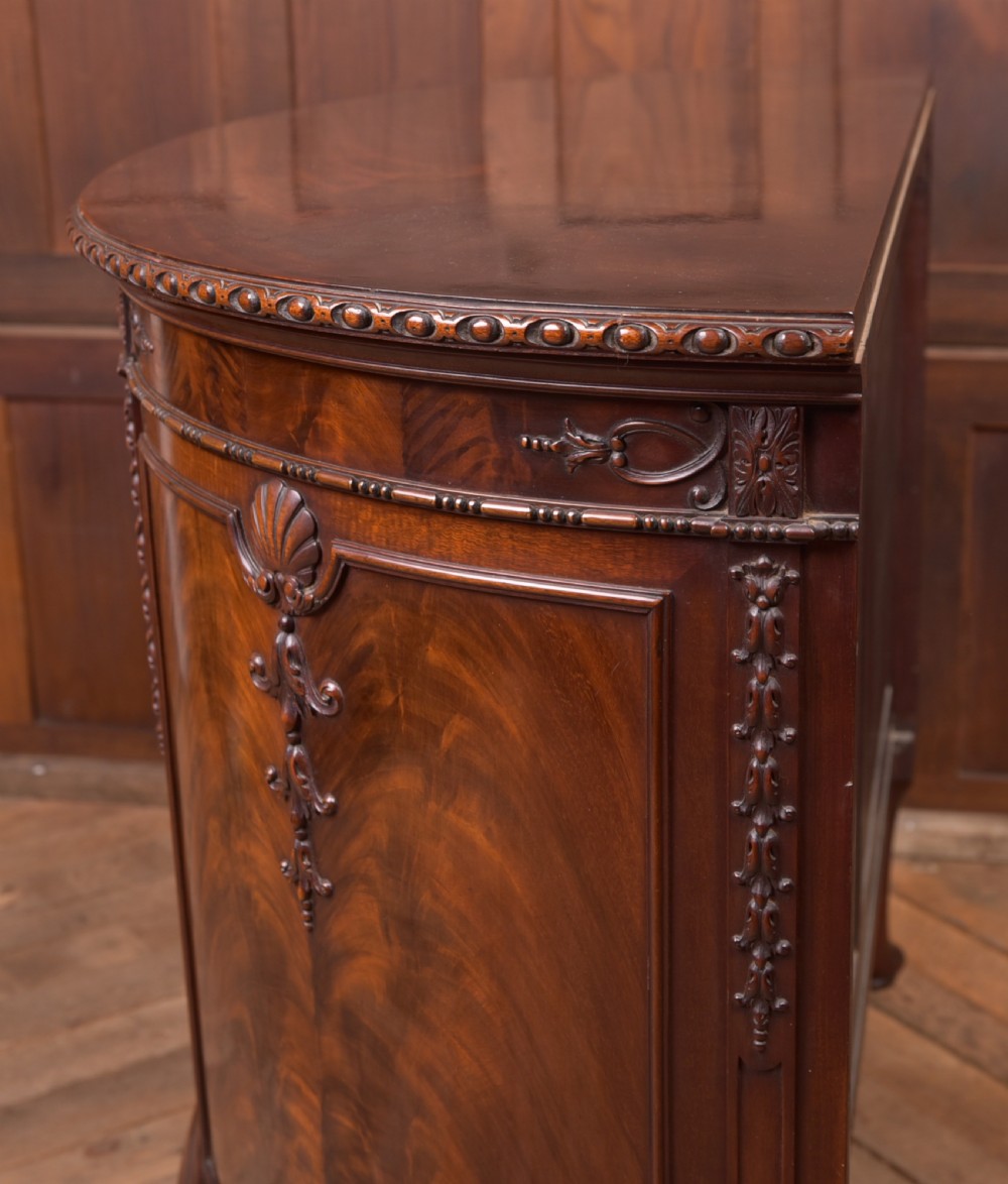 Edwardian Mahogany bow front drinks cabinet View XII