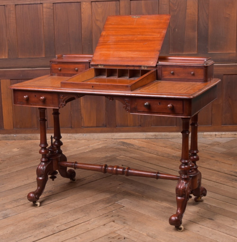 Victorian Mahogany ladies writing desk View VIII
