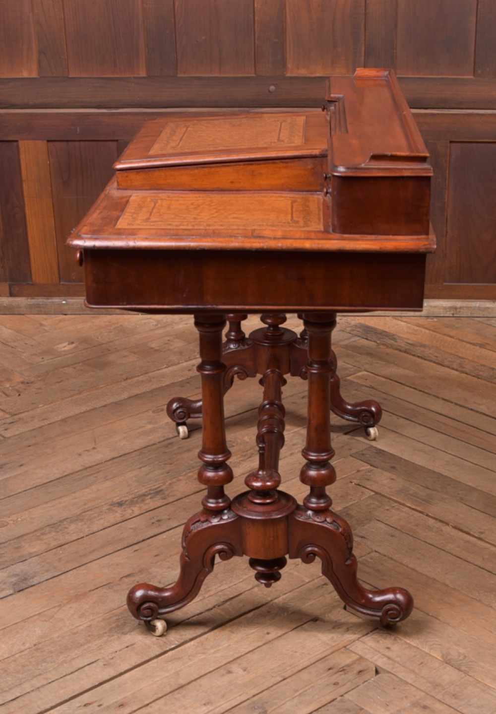 Victorian Mahogany ladies writing desk View XIV