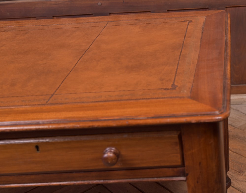 Handsome Victorian Mahogany writing desk View IV
