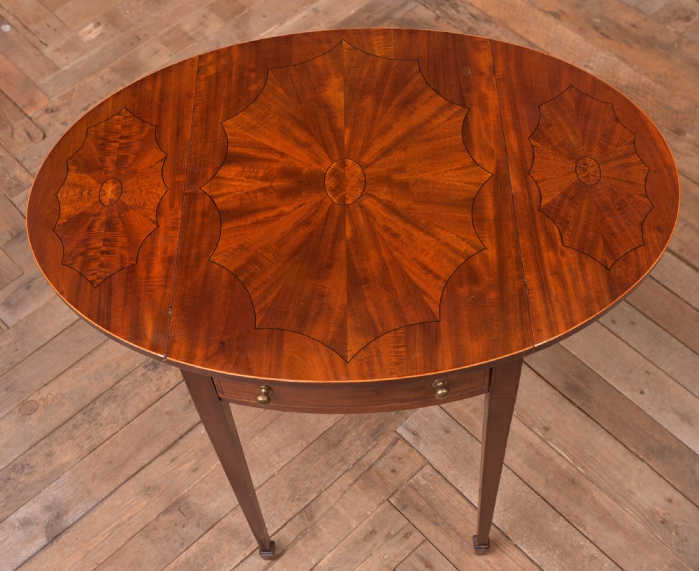 Edwardian Mahogany drop leaf occasional table View IX