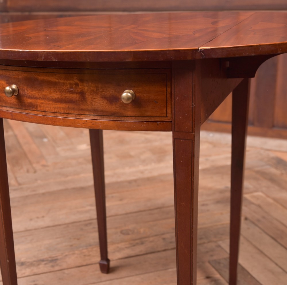 Edwardian Mahogany drop leaf occasional table View XI