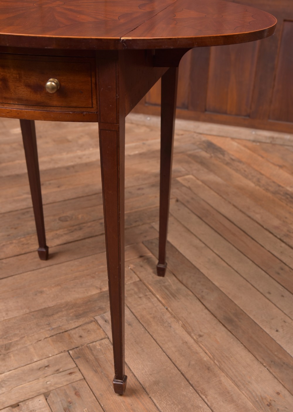 Edwardian Mahogany drop leaf occasional table View XII