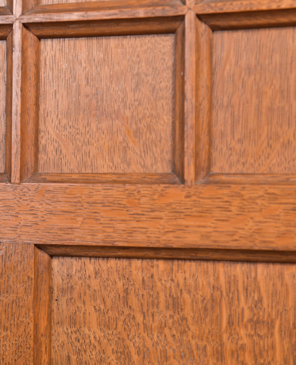 Arts and crafts oak hall robe View XII