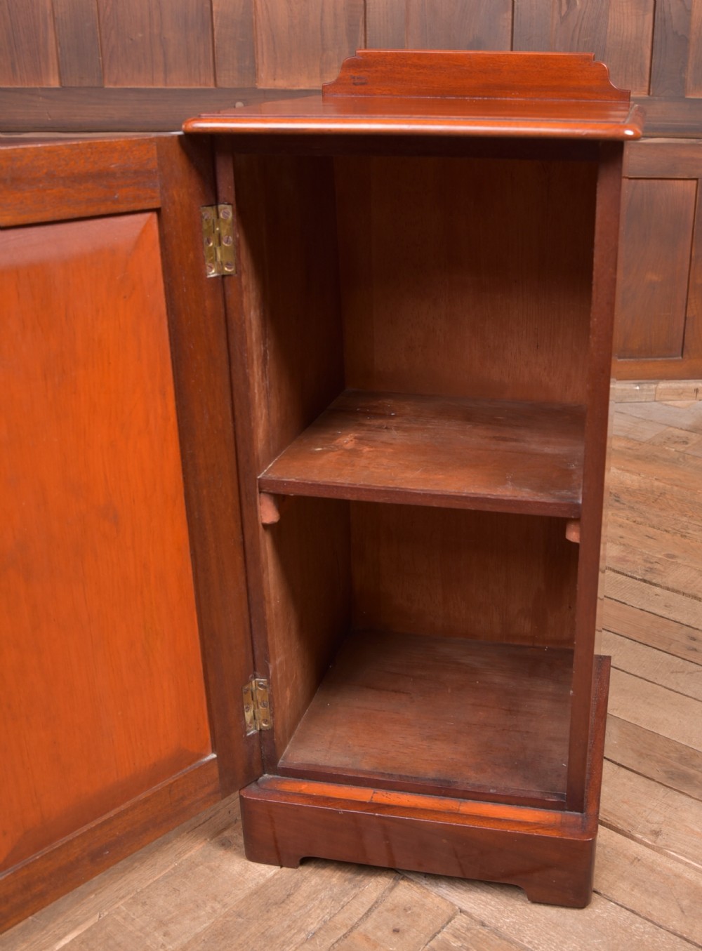 Victorian Mahogany bedside cabinet View VII