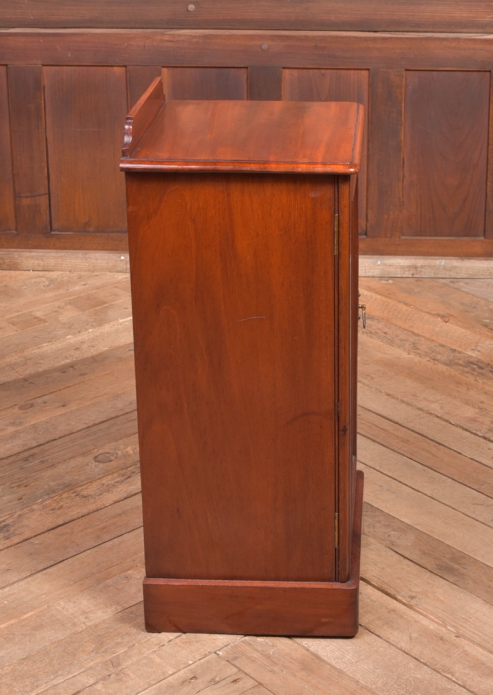 Victorian Mahogany bedside cabinet View XI
