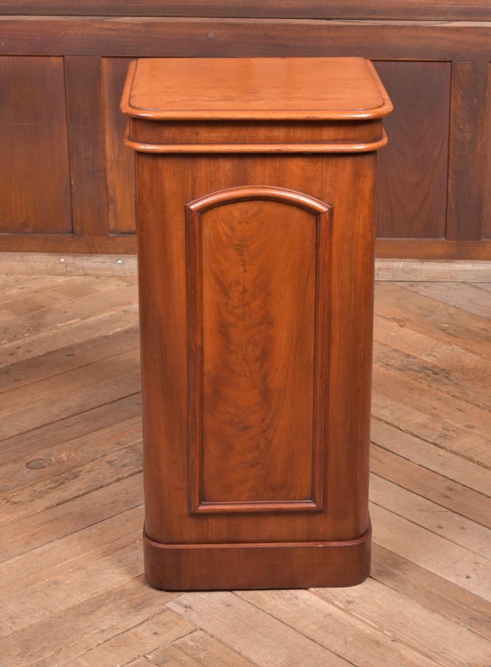 Victorian Flame Mahogany bedside cabinet View II