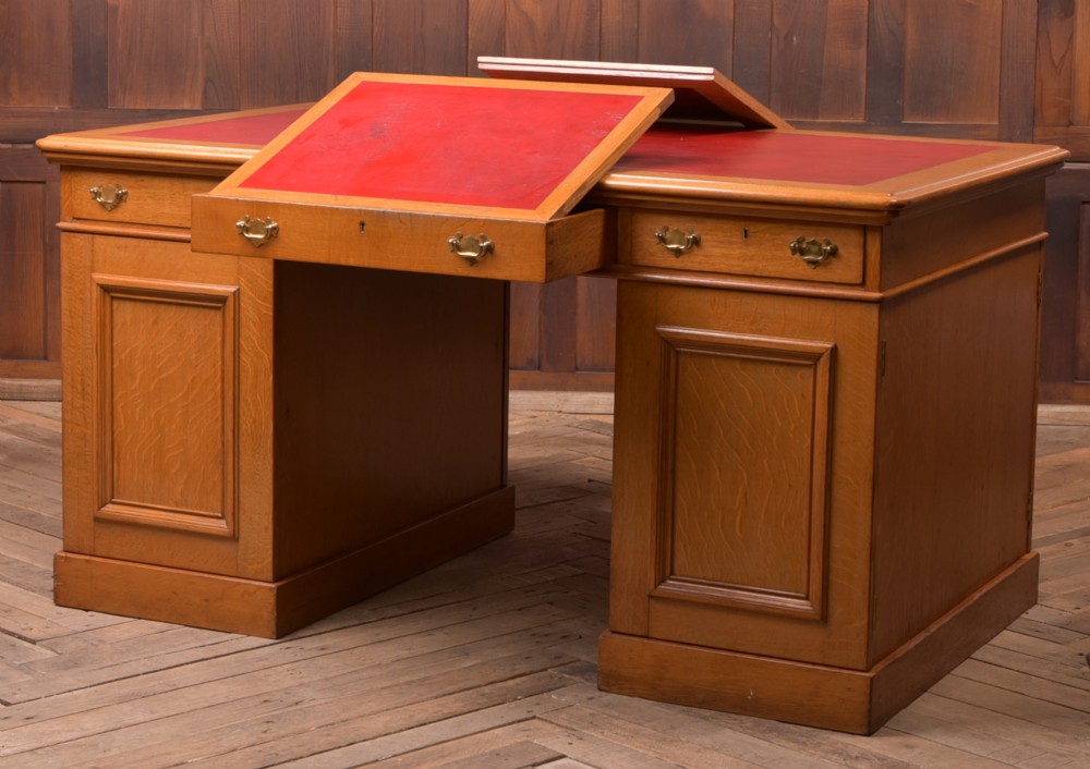 Golden Oak Partners Desk J & T Scott of Edinburgh View II