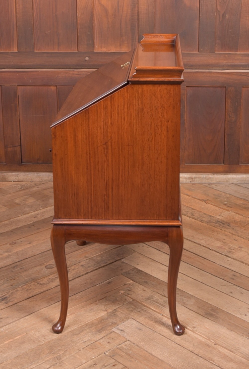 Edwardian Mahogany Ladies Writing Bureau View XVI
